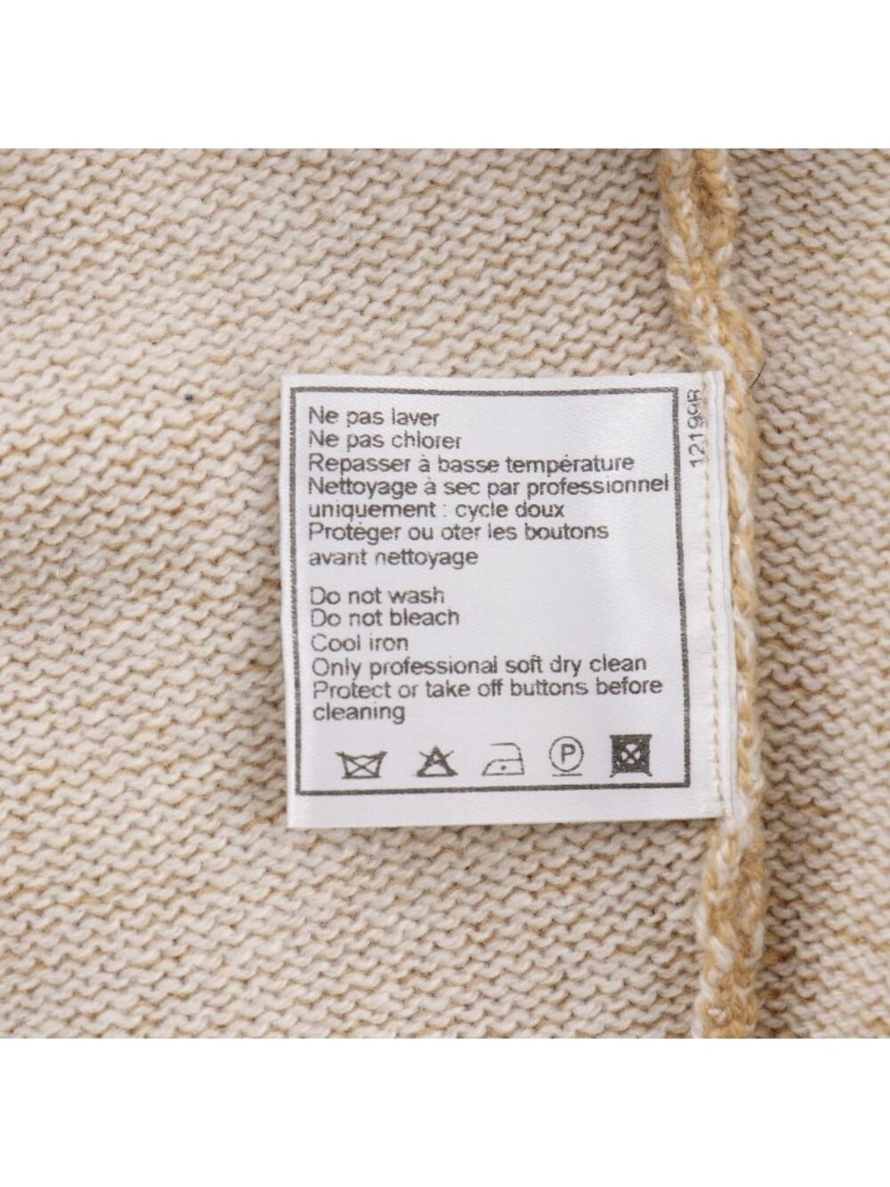 Chanel Cashmere Cardigan - Picture 9 of 10